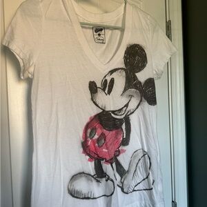 Women’s Disney Mickey Mouse T-Shirt Size Medium